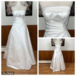 Beautiful Vintage 90s Maggie Sottero White Satin Wedding Gown!